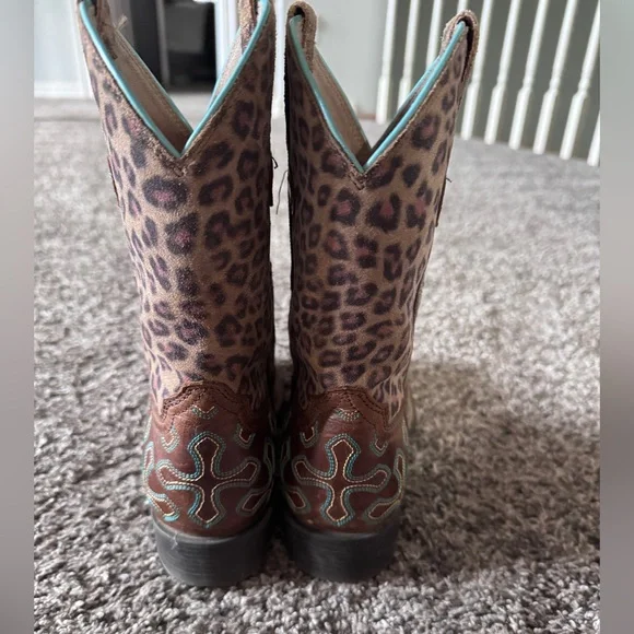 Ariat girls boots, Size 1 Leopard Print and Brown Cowgirl Boots square toe - Picture 3 of 8